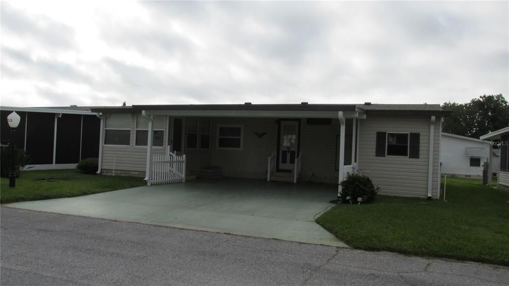 En Venta: $149,900 (2 camas, 2 baños, 1000 Pies cuadrados)