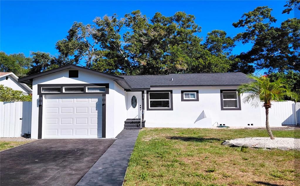 For Sale: $398,300 (3 beds, 2 baths, 1206 Square Feet)