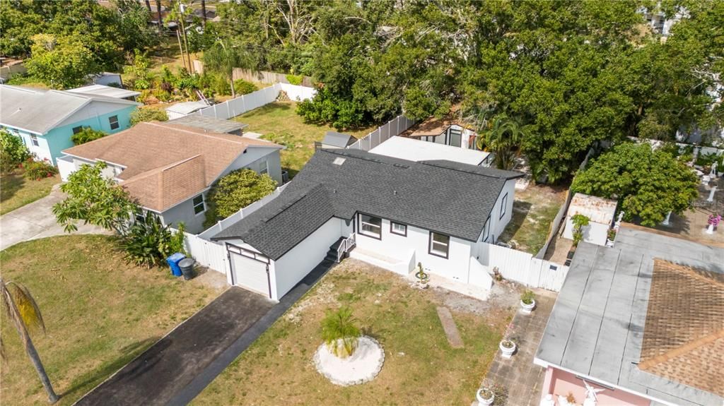 For Sale: $398,300 (3 beds, 2 baths, 1206 Square Feet)