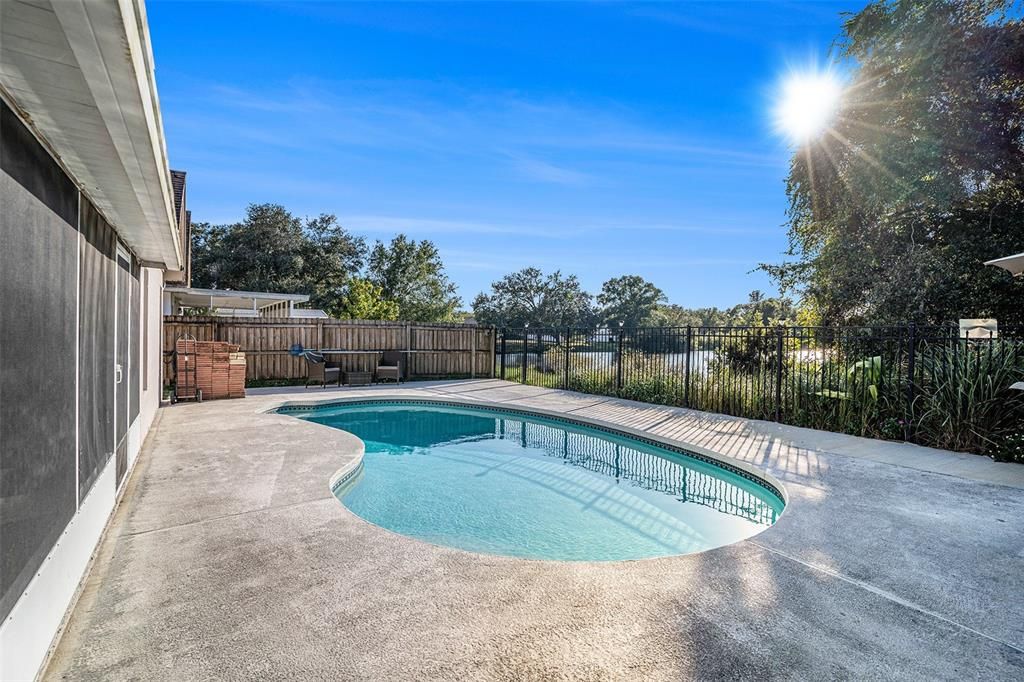 For Sale: $396,000 (3 beds, 2 baths, 1352 Square Feet)