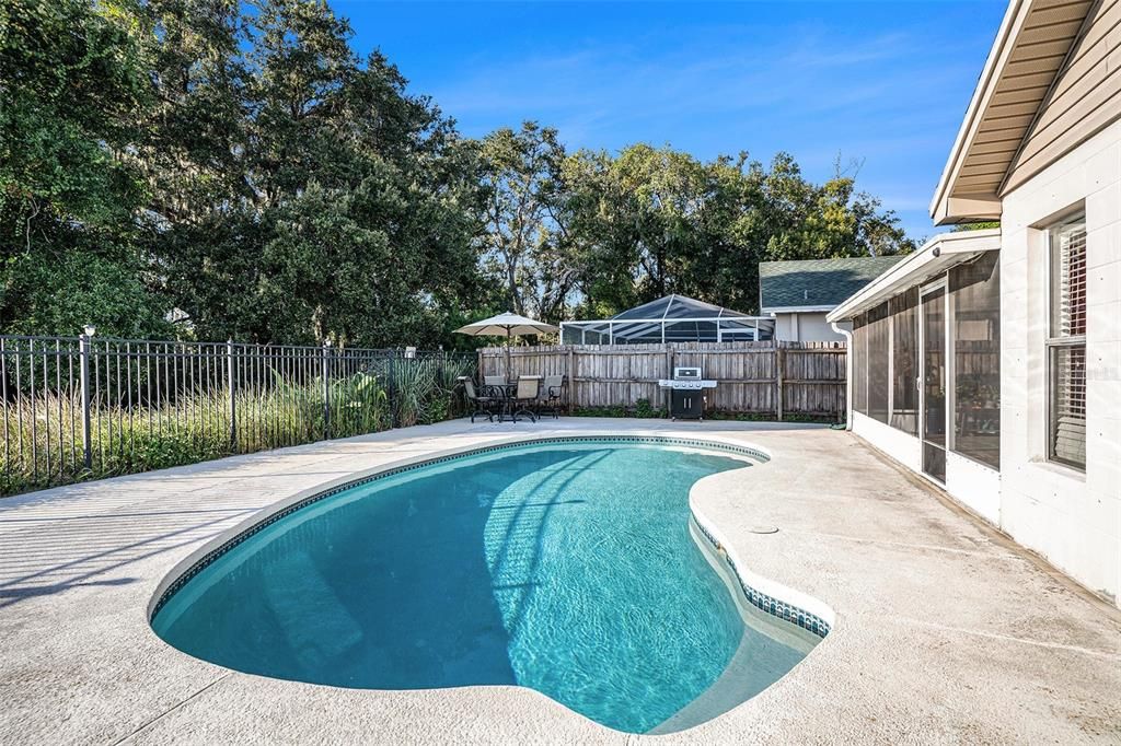 For Sale: $396,000 (3 beds, 2 baths, 1352 Square Feet)