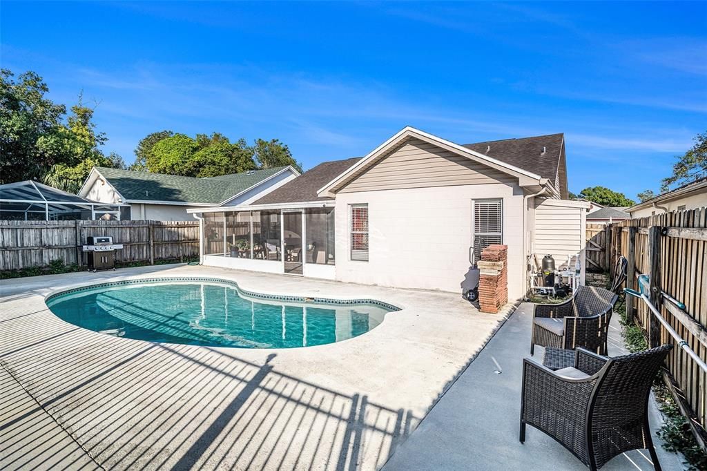 For Sale: $396,000 (3 beds, 2 baths, 1352 Square Feet)