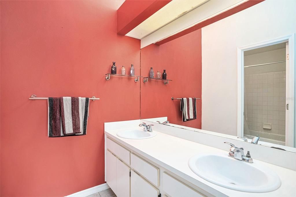 For Sale: $396,000 (3 beds, 2 baths, 1352 Square Feet)