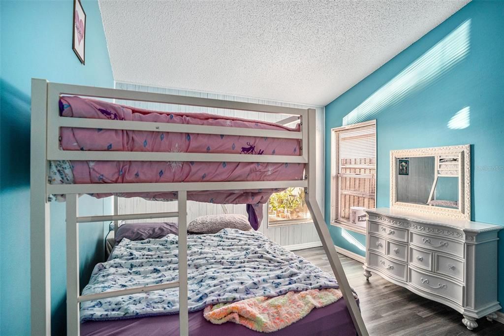 For Sale: $396,000 (3 beds, 2 baths, 1352 Square Feet)