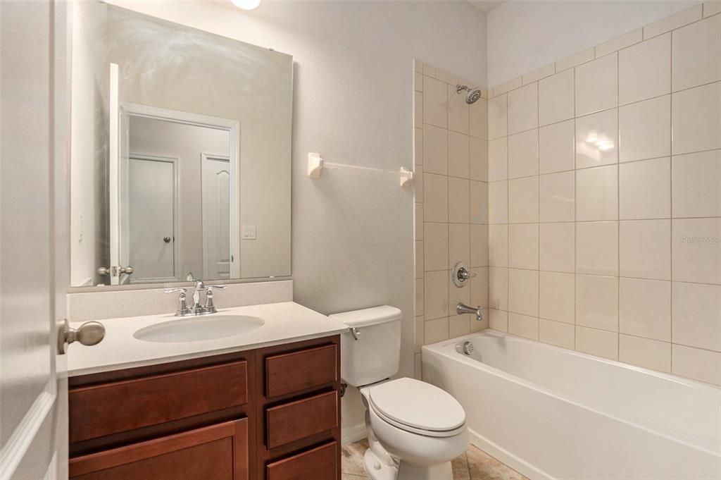 Active With Contract: $410,000 (3 beds, 3 baths, 2022 Square Feet)