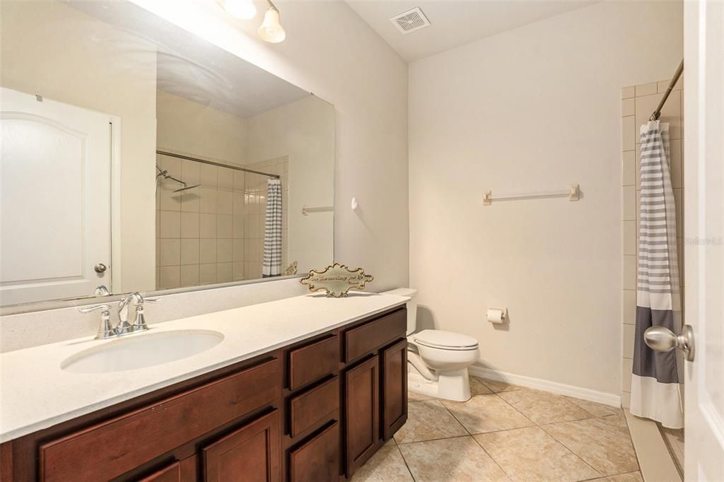 Active With Contract: $410,000 (3 beds, 3 baths, 2022 Square Feet)