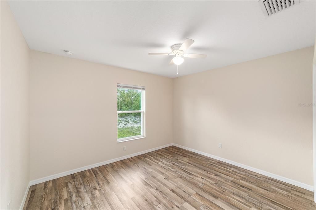 Active With Contract: $234,900 (3 beds, 2 baths, 1350 Square Feet)