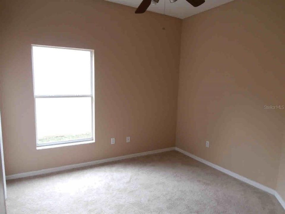 出租: $2,195 (4 贝兹, 2 浴室, 1717 平方英尺)