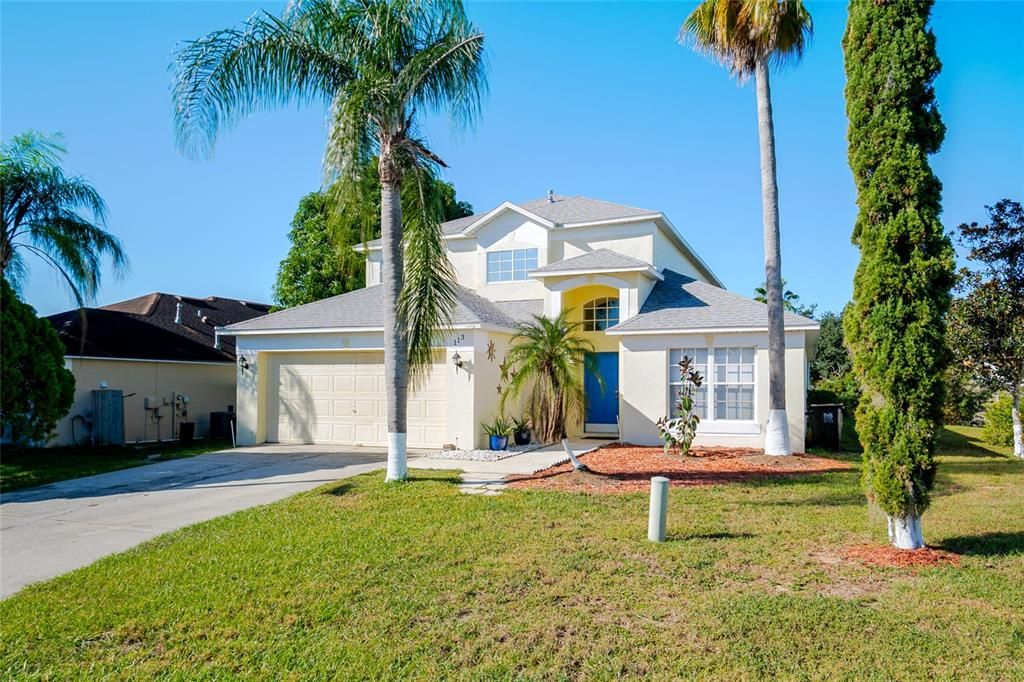 For Sale: $488,000 (5 beds, 3 baths, 2205 Square Feet)