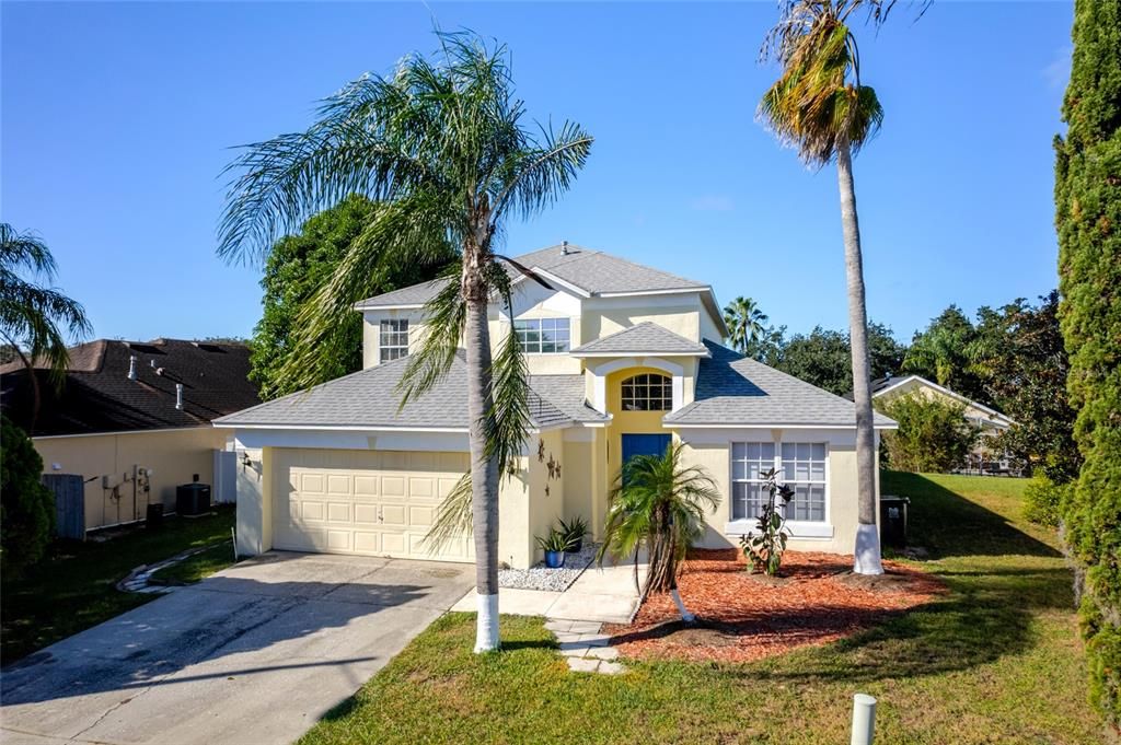 For Sale: $488,000 (5 beds, 3 baths, 2205 Square Feet)