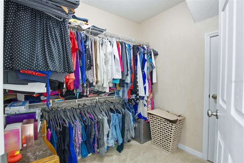 For Sale: $488,000 (5 beds, 3 baths, 2205 Square Feet)