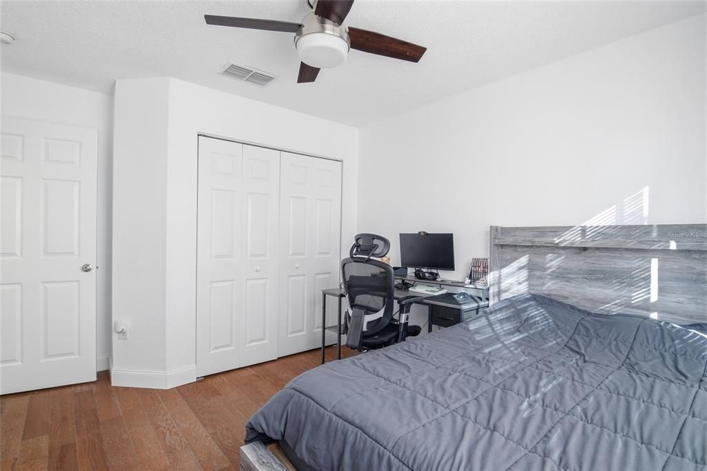 For Sale: $488,000 (5 beds, 3 baths, 2205 Square Feet)