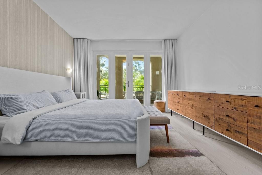 На продажу: $1,790,000 (3 спален, 3 ванн, 2401 Квадратных фут)