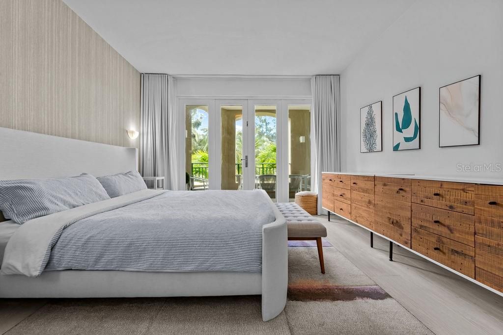 На продажу: $1,790,000 (3 спален, 3 ванн, 2401 Квадратных фут)