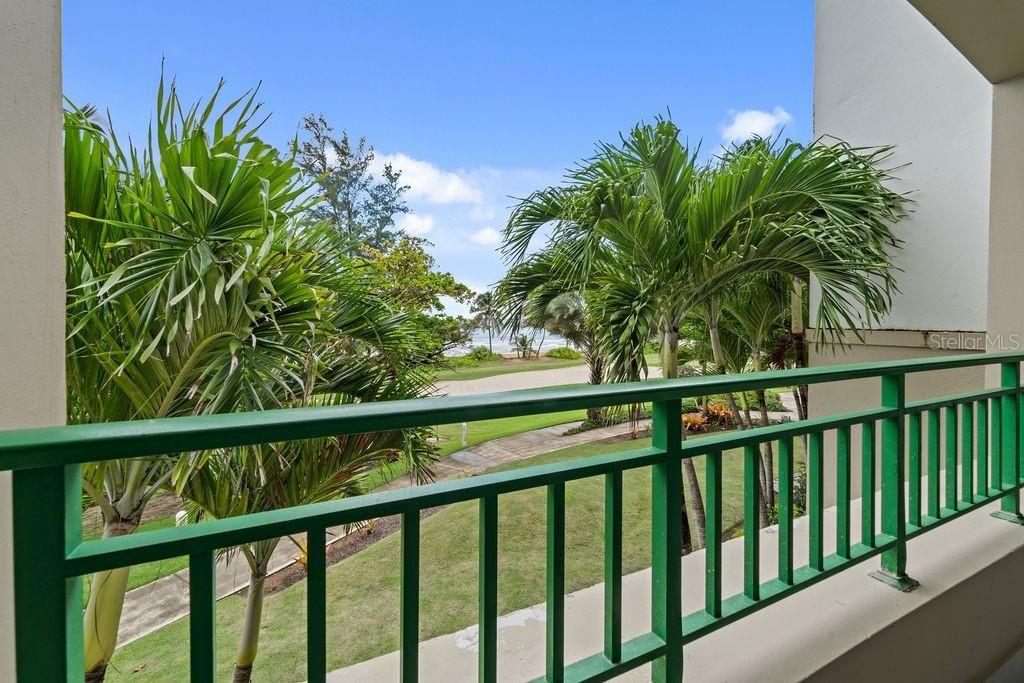 На продажу: $1,790,000 (3 спален, 3 ванн, 2401 Квадратных фут)