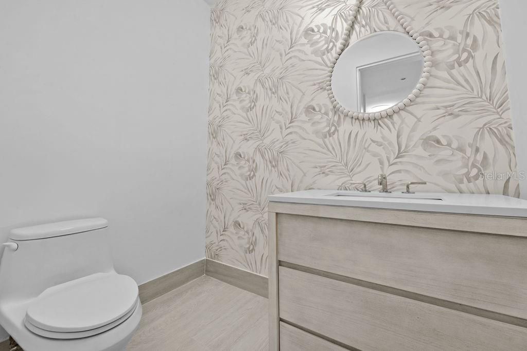 На продажу: $1,790,000 (3 спален, 3 ванн, 2401 Квадратных фут)