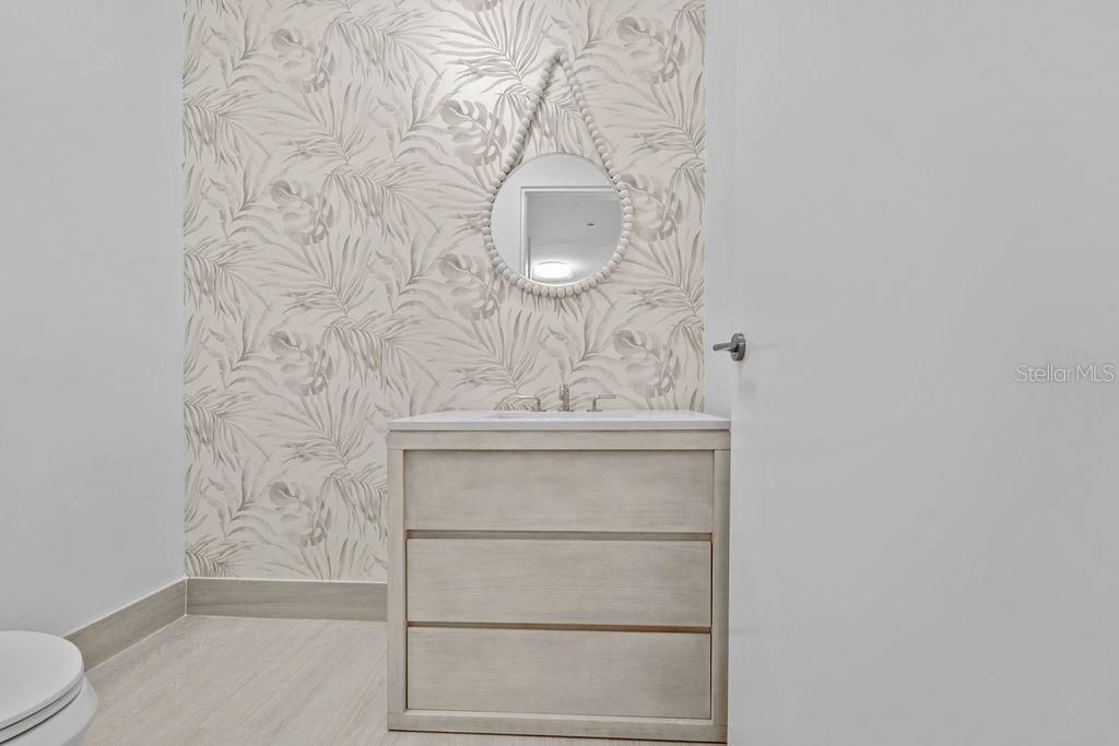 На продажу: $1,790,000 (3 спален, 3 ванн, 2401 Квадратных фут)