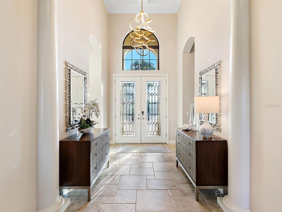 For Sale: $1,295,000 (3 beds, 3 baths, 2875 Square Feet)