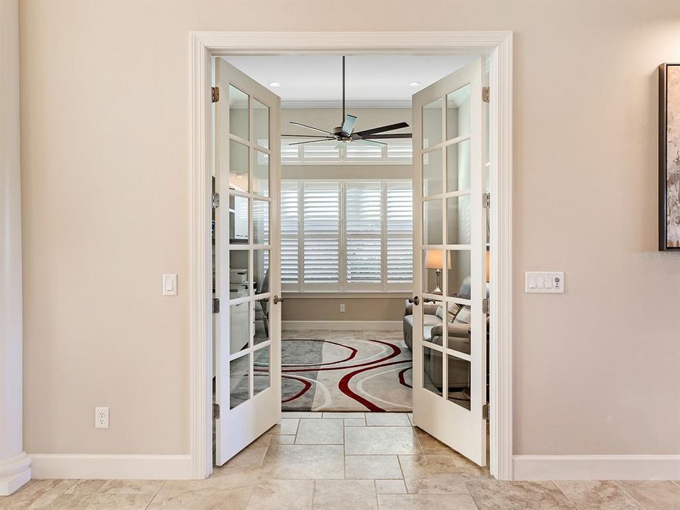 For Sale: $1,295,000 (3 beds, 3 baths, 2875 Square Feet)