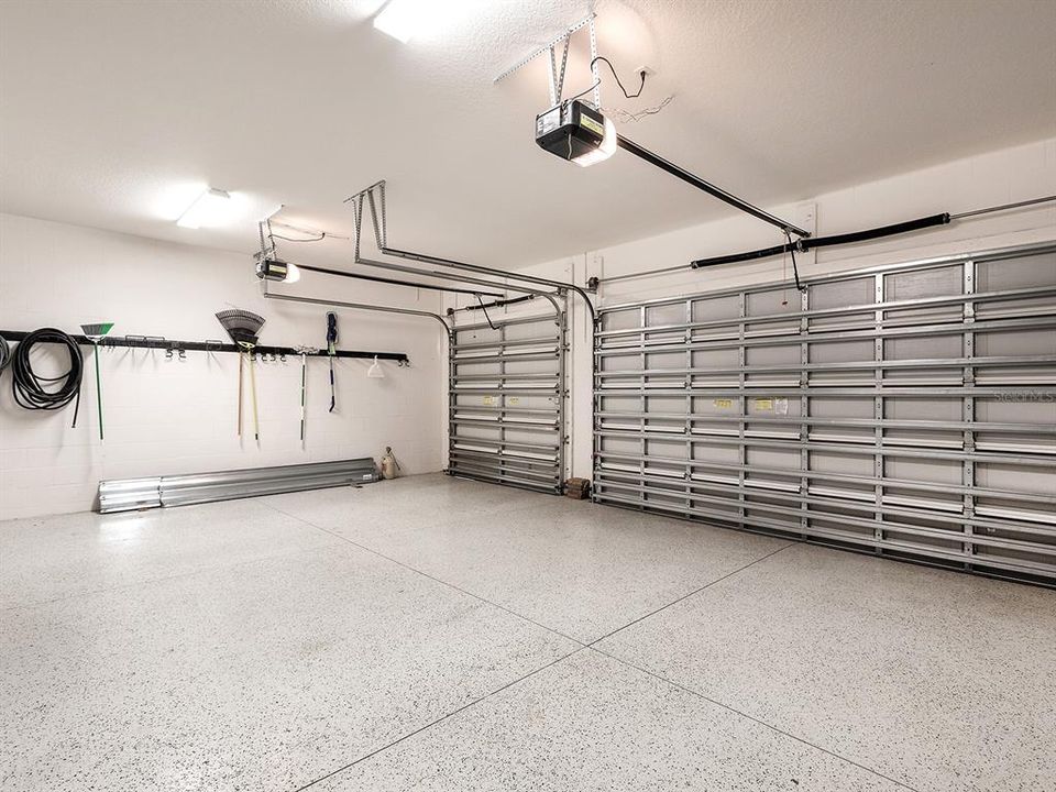 For Sale: $1,295,000 (3 beds, 3 baths, 2875 Square Feet)