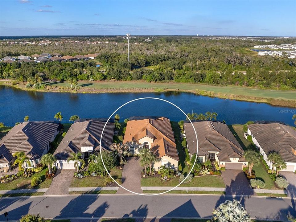 For Sale: $1,295,000 (3 beds, 3 baths, 2875 Square Feet)