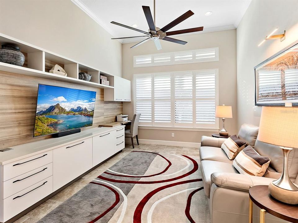 For Sale: $1,295,000 (3 beds, 3 baths, 2875 Square Feet)