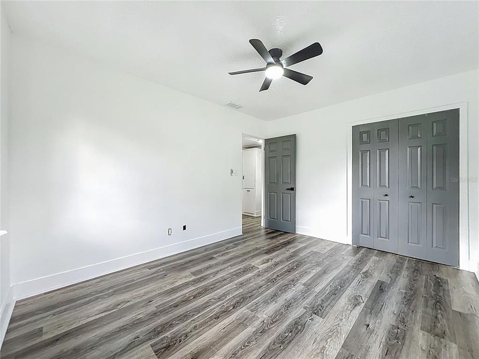 For Sale: $324,900 (3 beds, 2 baths, 1228 Square Feet)