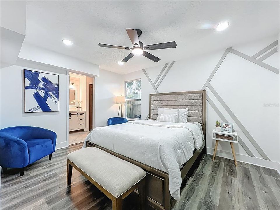 For Sale: $324,900 (3 beds, 2 baths, 1228 Square Feet)