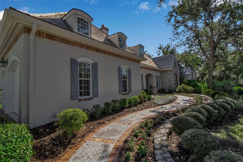 For Sale: $1,425,000 (4 beds, 3 baths, 3303 Square Feet)