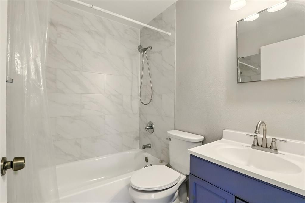 出租: $2,000 (3 贝兹, 2 浴室, 1420 平方英尺)