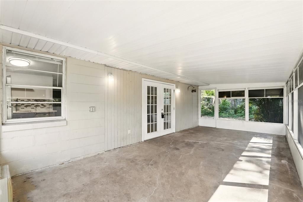 出租: $2,000 (3 贝兹, 2 浴室, 1420 平方英尺)