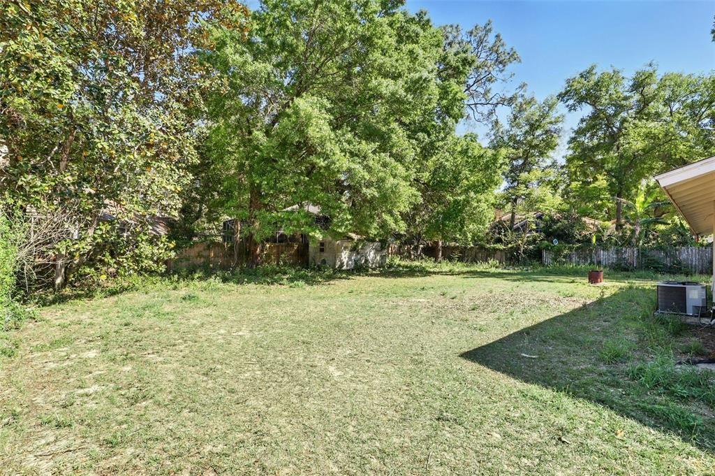 出租: $2,000 (3 贝兹, 2 浴室, 1420 平方英尺)