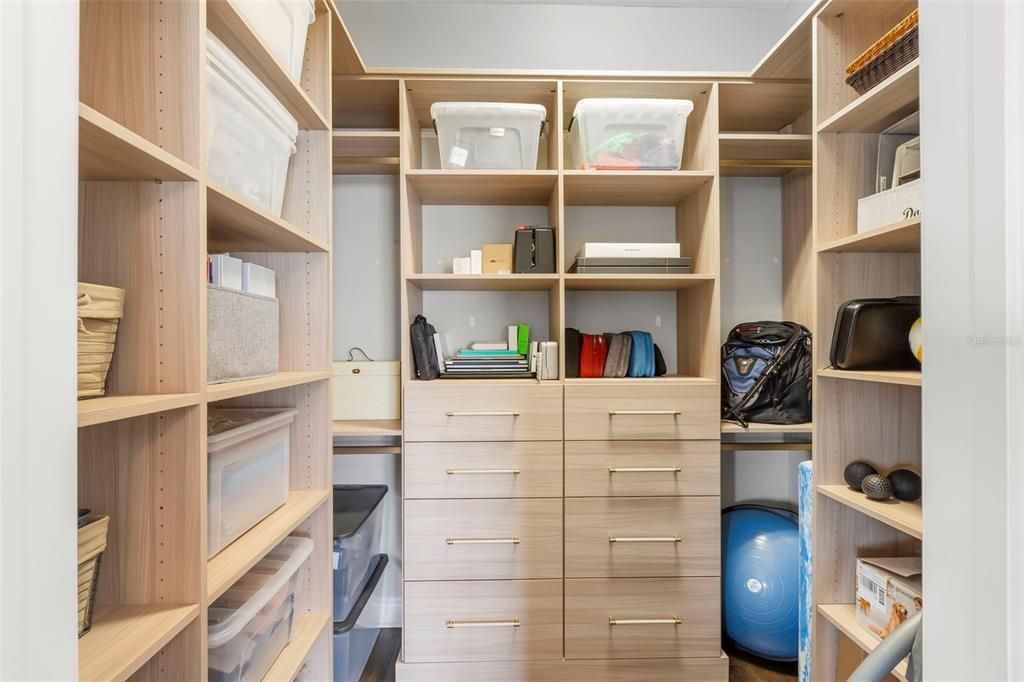 For Sale: $1,499,999 (3 beds, 4 baths, 4610 Square Feet)