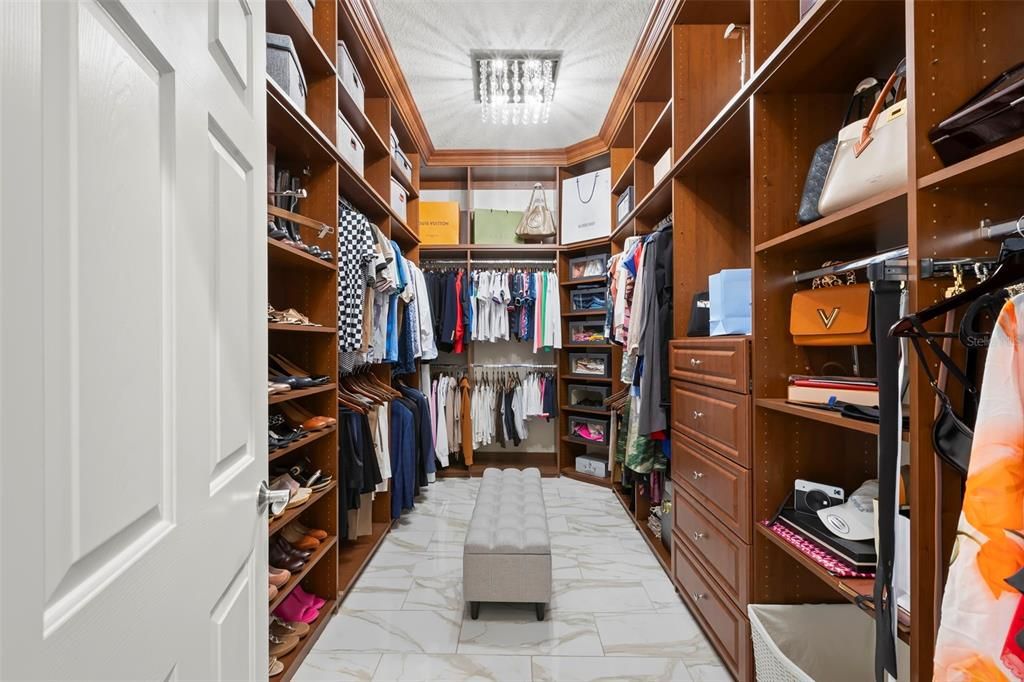 For Sale: $1,499,999 (3 beds, 4 baths, 4610 Square Feet)