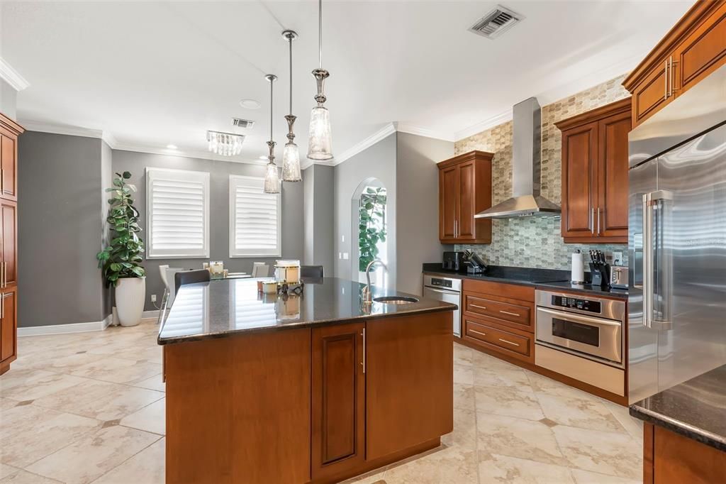 For Sale: $1,499,999 (3 beds, 4 baths, 4610 Square Feet)