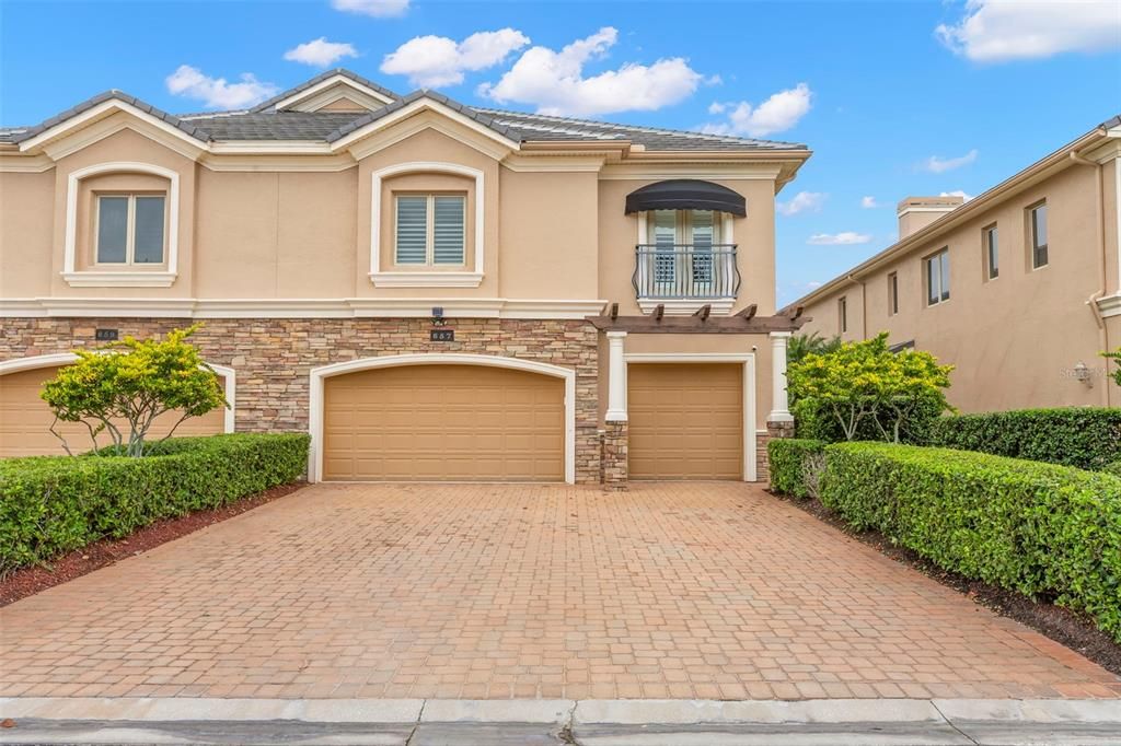 For Sale: $1,499,999 (3 beds, 4 baths, 4610 Square Feet)