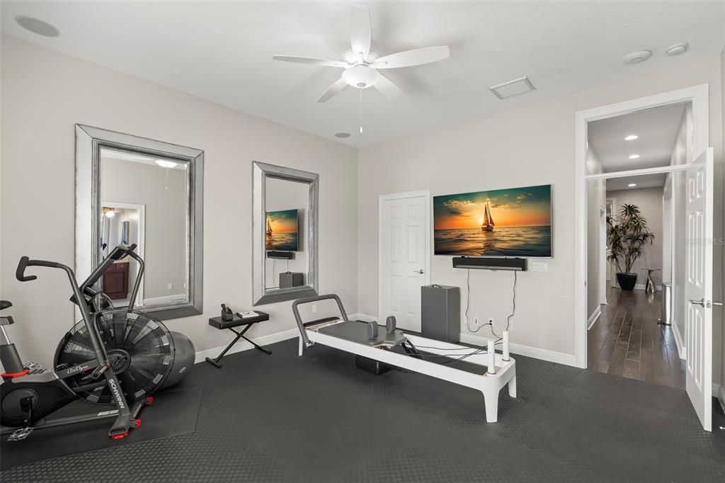 For Sale: $1,499,999 (3 beds, 4 baths, 4610 Square Feet)