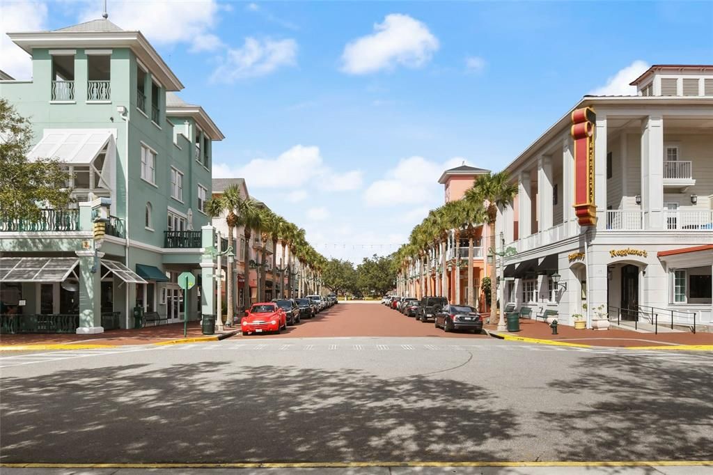 For Sale: $269,900 (1 beds, 1 baths, 640 Square Feet)