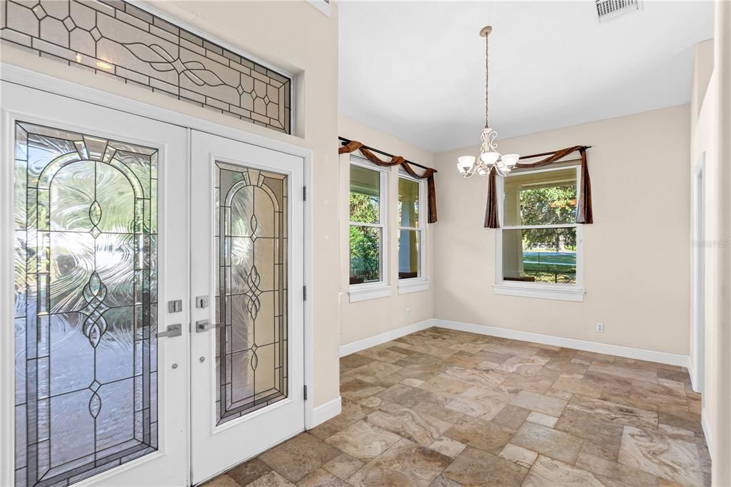 Activo con contrato: $1,395,000 (4 camas, 2 baños, 3442 Pies cuadrados)