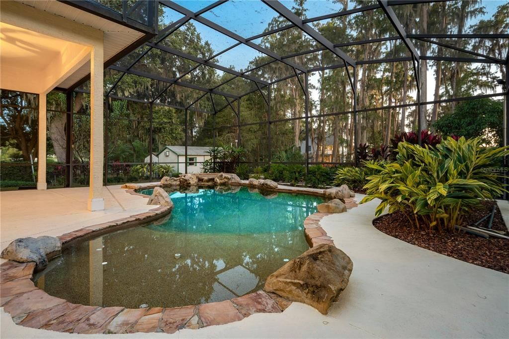 Activo con contrato: $1,395,000 (4 camas, 2 baños, 3442 Pies cuadrados)