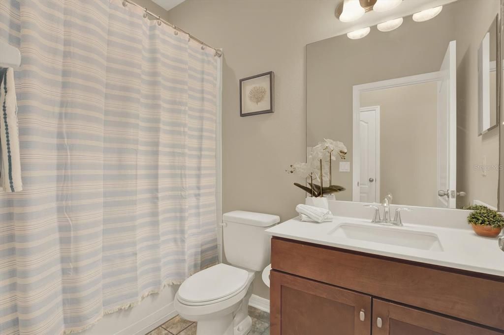 Active With Contract: $388,999 (3 beds, 2 baths, 2094 Square Feet)