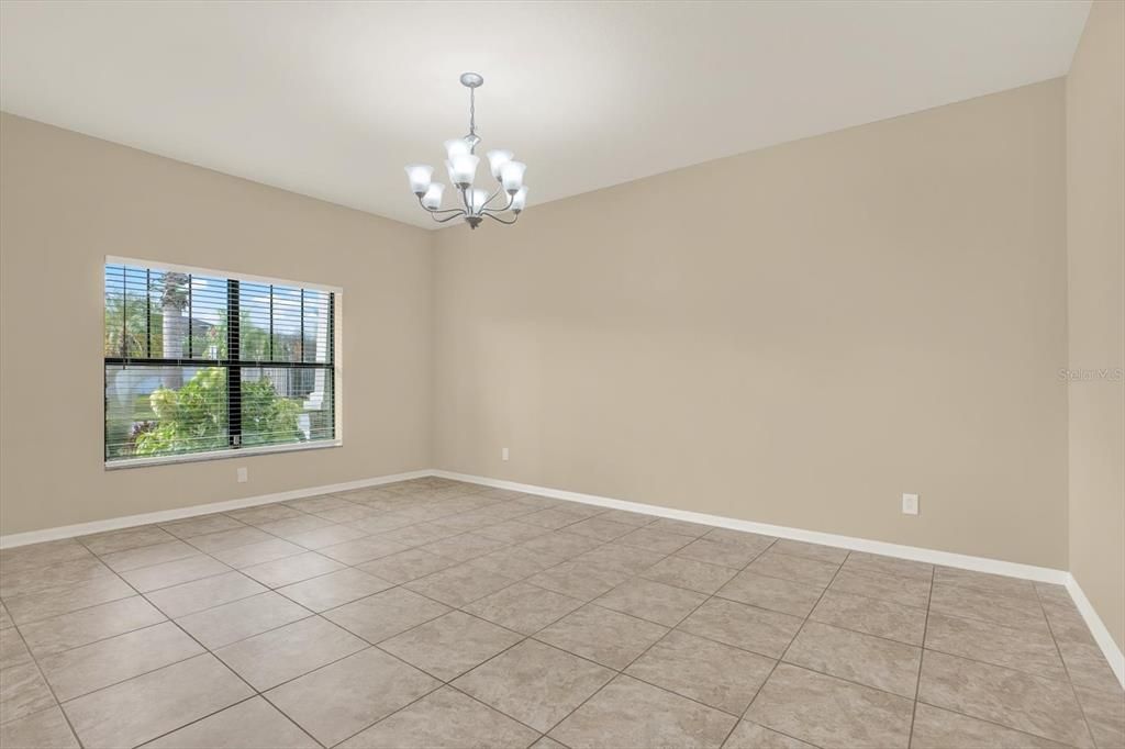 Active With Contract: $388,999 (3 beds, 2 baths, 2094 Square Feet)