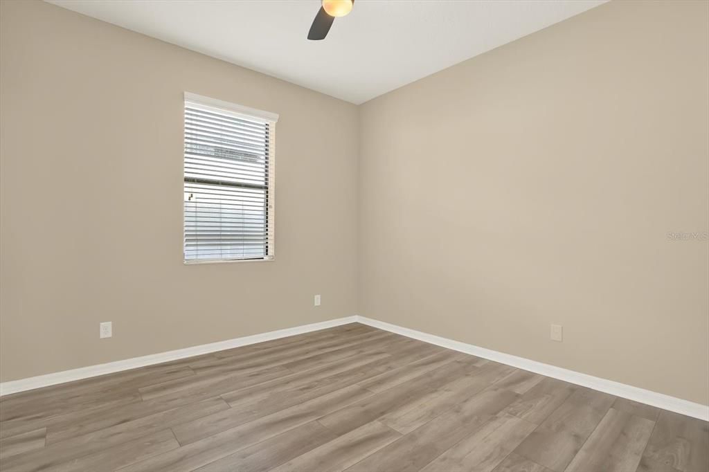 Active With Contract: $388,999 (3 beds, 2 baths, 2094 Square Feet)