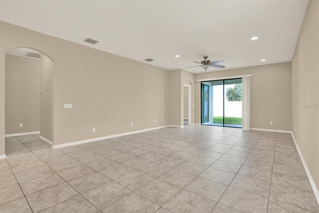 Active With Contract: $388,999 (3 beds, 2 baths, 2094 Square Feet)