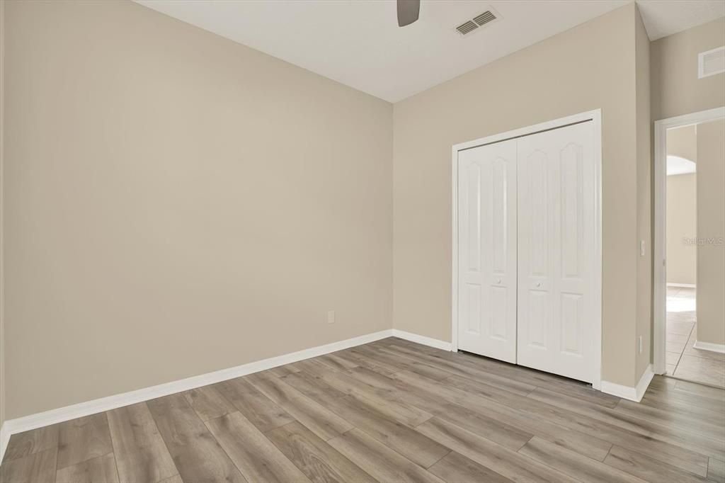 Active With Contract: $388,999 (3 beds, 2 baths, 2094 Square Feet)