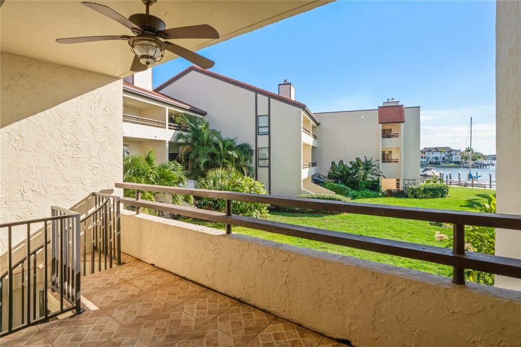 For Sale: $625,000 (3 beds, 3 baths, 1500 Square Feet)