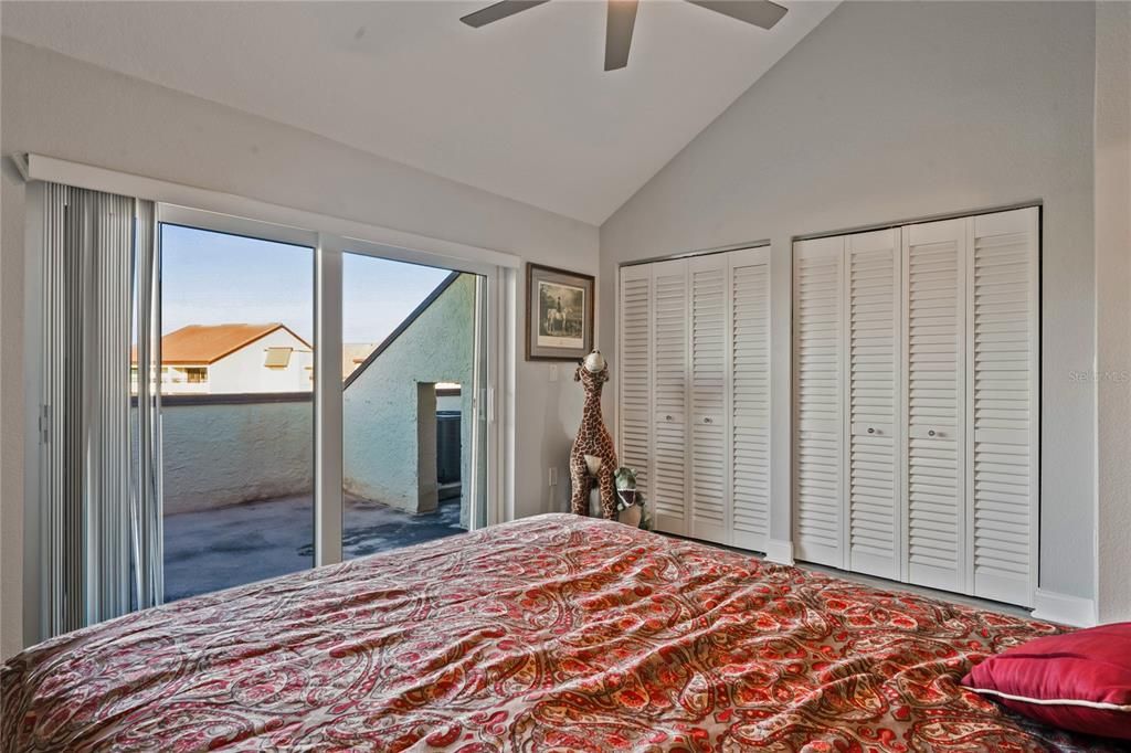 For Sale: $625,000 (3 beds, 3 baths, 1500 Square Feet)