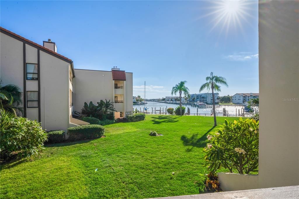 For Sale: $625,000 (3 beds, 3 baths, 1500 Square Feet)