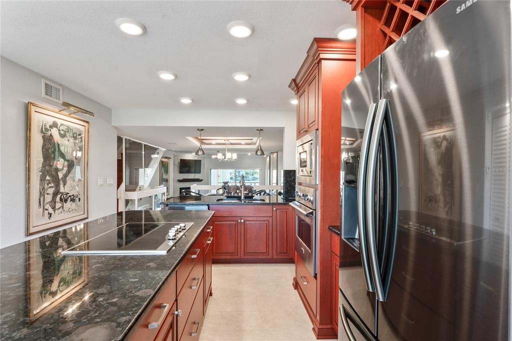 For Sale: $625,000 (3 beds, 3 baths, 1500 Square Feet)