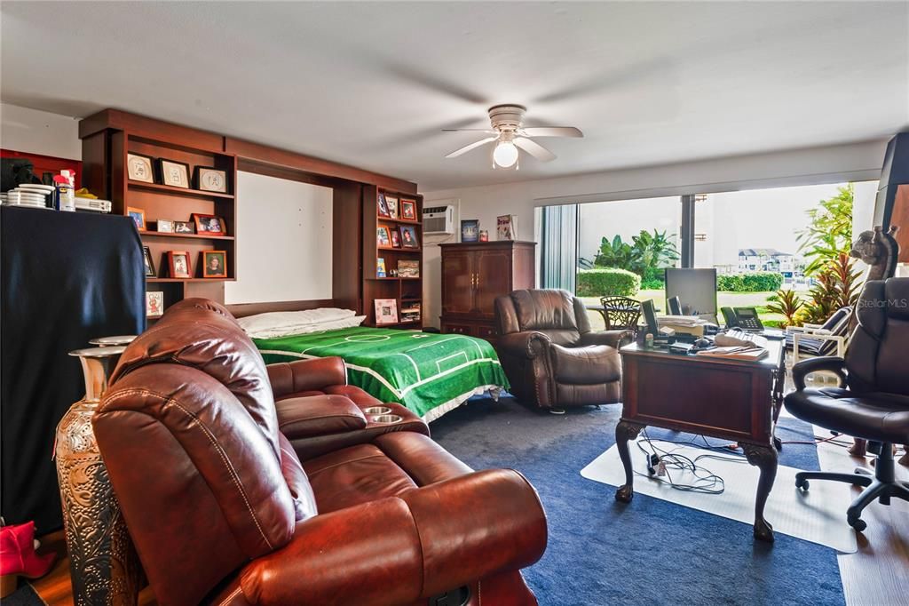 For Sale: $625,000 (3 beds, 3 baths, 1500 Square Feet)